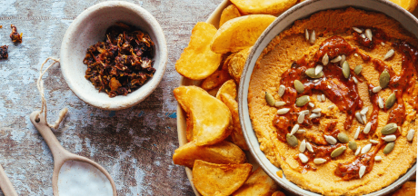 Pikantie Pati Parts Tex Mex gaļas daiviņas ar saulē kaltētu tomātu humusu